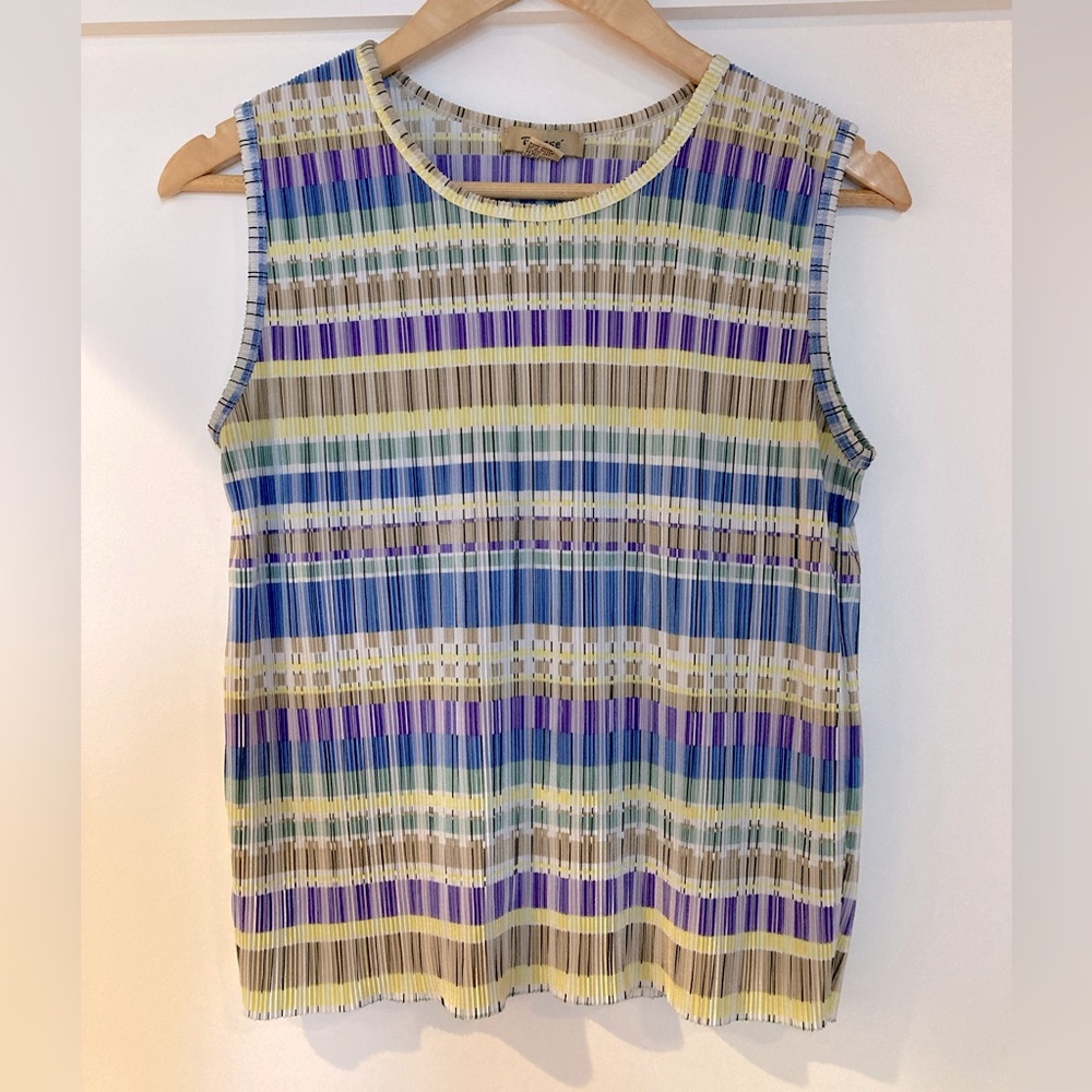 Vintage Multicolored Pleated Top